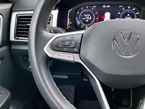 Certified 2023 Volkswagen Atlas SE image 24