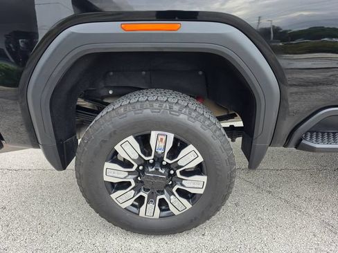 Used 2024 GMC Sierra 2500 Denali w/ Denali Reserve Package AWD/4WD image 14