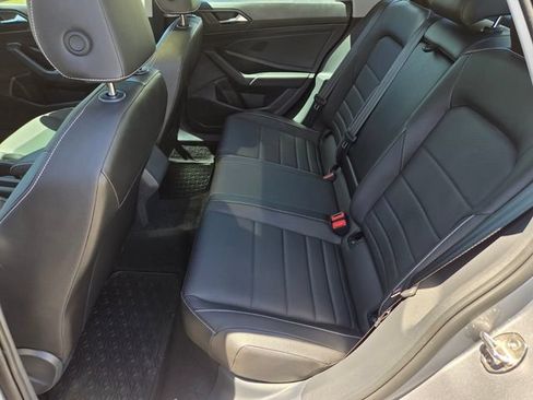 Certified 2024 Volkswagen Jetta SE w/ Panoramic Sunroof Package FWD image 13