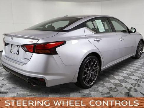 Used 2023 Nissan Altima 2.0 SR image 6