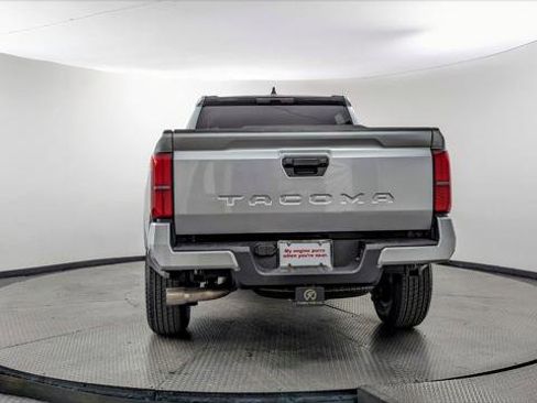 Used 2025 Toyota Tacoma SR5 RWD image 7