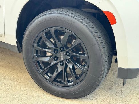 Used 2021 GMC Yukon XL SLT RWD image 41