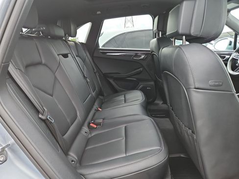 Certified 2026 Porsche Macan AWD/4WD image 25
