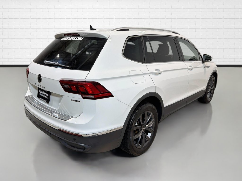 Used 2022 Volkswagen Tiguan SE AWD/4WD image 9