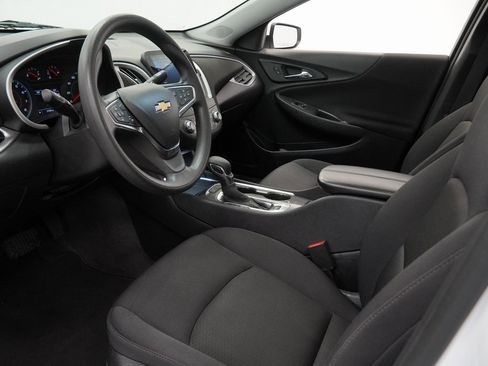 Used 2024 Chevrolet Malibu LT image 20