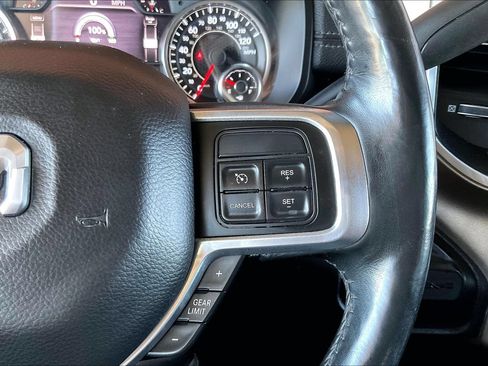 Used 2020 RAM 2500 Laramie AWD/4WD image 11