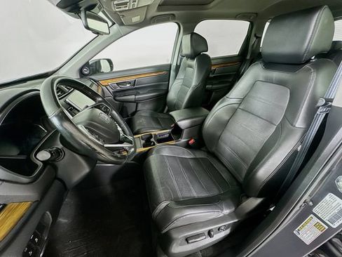Used 2019 Honda CR-V Touring image 30
