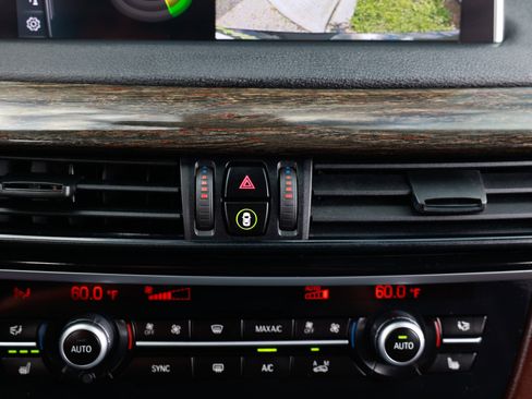 Used 2017 BMW X5 xDrive40e image 40