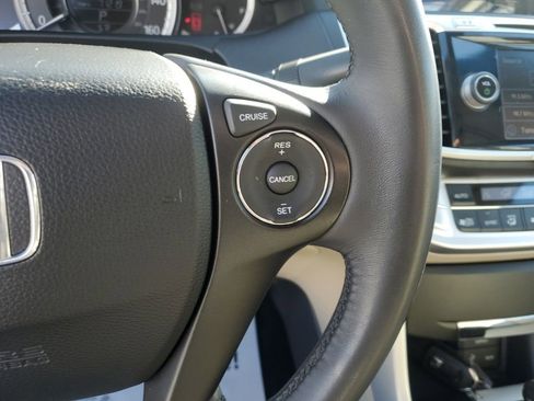 Used 2015 Honda Accord EX-L image 18