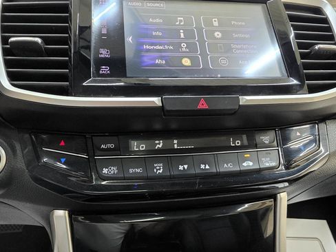 Used 2017 Honda Accord EX-L image 29