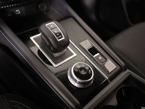 Used 2023 Mitsubishi Outlander ES image 7