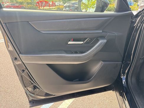 Used 2025 MAZDA CX-90 3.3 Turbo w/ Select Package image 15