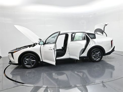 New 2025 Kia K4 LXS image 52