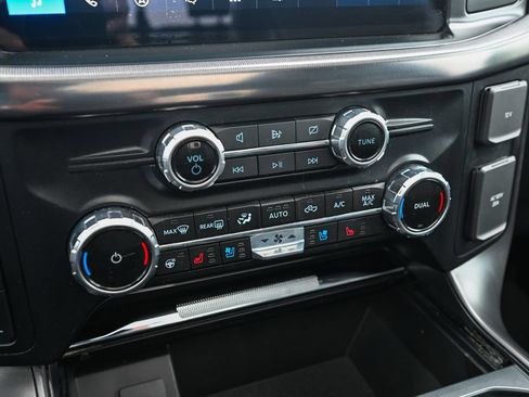 Certified 2024 Ford F150 Lariat AWD/4WD image 35