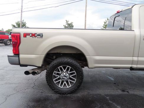 Used 2017 Ford F350 Lariat w/ Lariat Ultimate Package AWD/4WD image 20