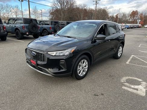 Used 2023 Ford Escape Active image 3
