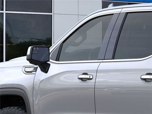 New 2026 GMC Sierra 1500 SLT image 12