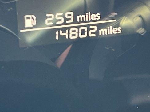 Used 2025 Nissan Kicks SV image 38