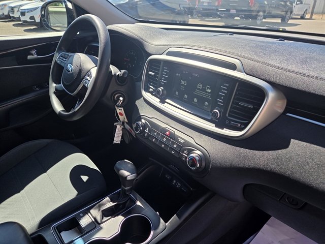 Used 2020 Kia Sorento LX AWD/4WD image 5