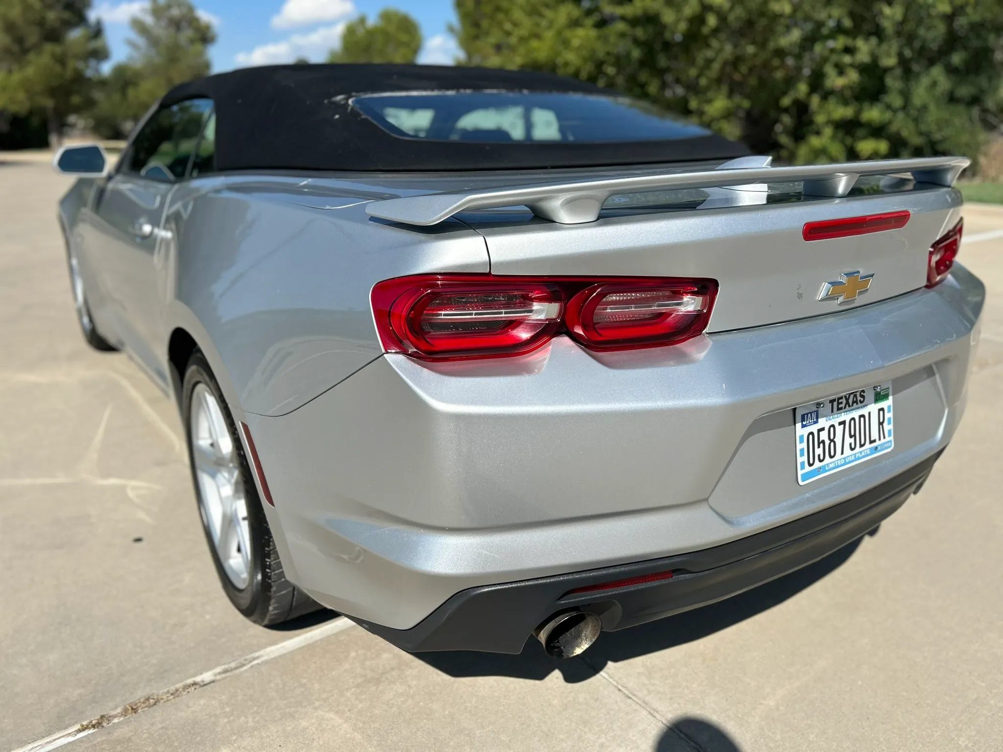 Used 2019 Chevrolet Camaro LT RWD image 9
