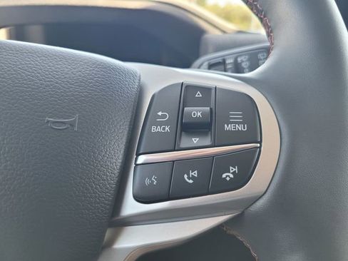 Used 2026 Ford Explorer Active w/ Active Comfort Package image 26