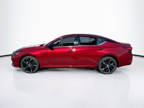 New 2026 Nissan Altima 2.5 SR AWD/4WD image 8