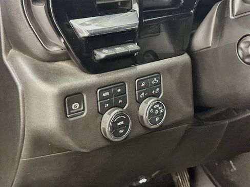 Used 2023 Chevrolet Silverado 1500 LTZ w/ LTZ Premium Package AWD/4WD image 17