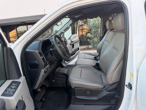 Used 2022 Ford F250 XL w/ Power Equipment Group image 12