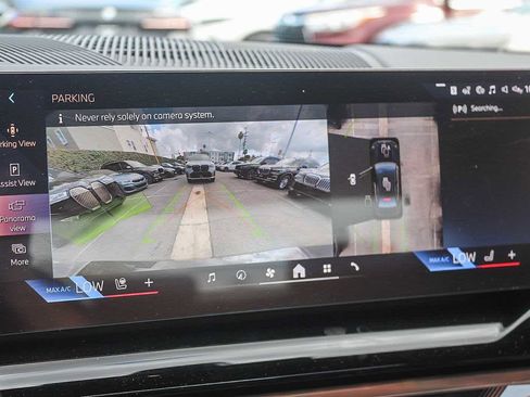 New 2026 BMW i5 eDrive40 w/ Premium Package image 23