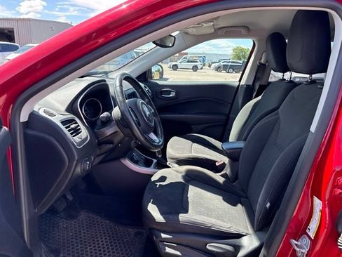 Used 2018 Jeep Compass Sport w/ Tech Group AWD/4WD image 15