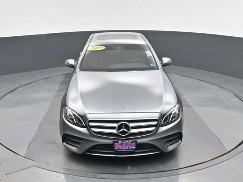 Used 2019 Mercedes-Benz E 300 4MATIC image 22