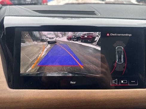 Used 2023 Audi e-tron GT Premium Plus image 26