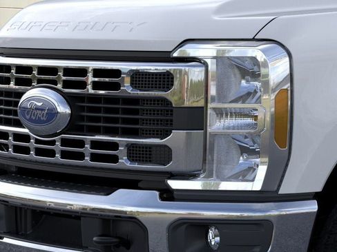 New 2026 Ford F350 XLT w/ XLT Value Package AWD/4WD image 17