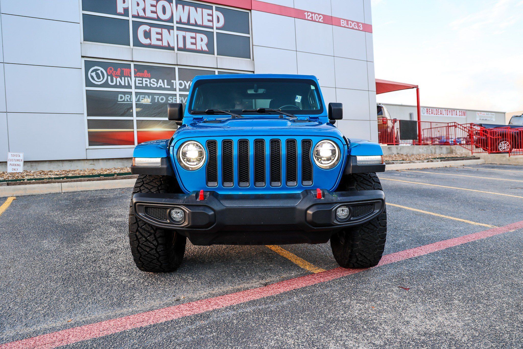 Used 2021 Jeep Wrangler Unlimited Rubicon AWD/4WD image 3