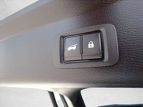 Used 2024 Mitsubishi Outlander SE FWD image 9