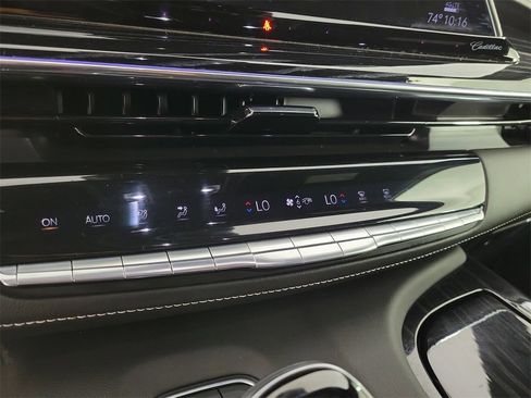 Certified 2021 Cadillac Escalade Sport w/ LPO, ONYX Package image 29