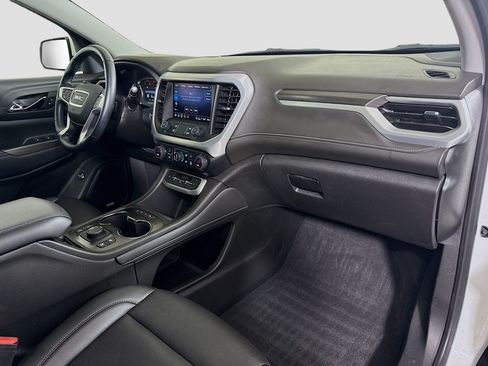 Used 2023 GMC Acadia SLT w/ Preferred Package FWD image 30