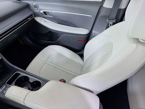 Used 2025 Hyundai Sonata SEL FWD image 28