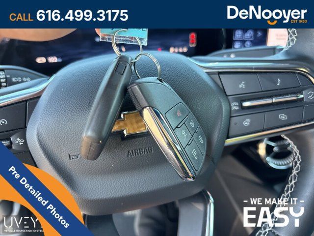 Used 2024 Chevrolet Blazer EV LT AWD/4WD image 8
