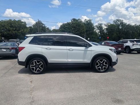 Used 2023 Honda Passport Elite image 2