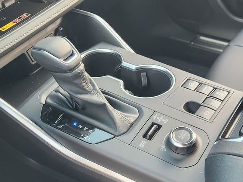 New 2026 Toyota Highlander XSE image 16