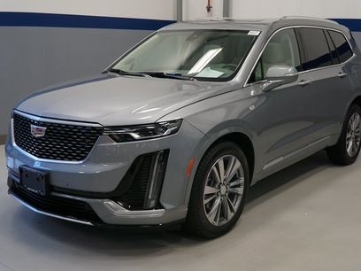 New 2025 Cadillac XT6 Premium Luxury