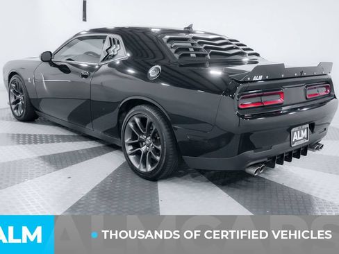 Used 2023 Dodge Challenger R/T Scat Pack RWD image 4