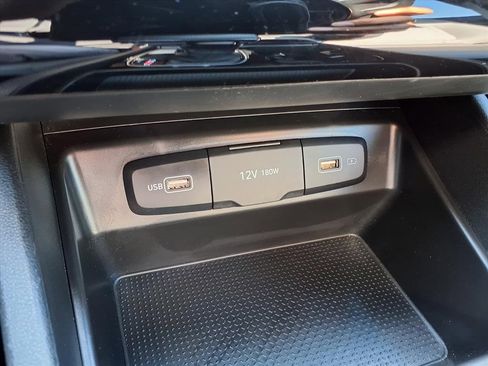 Used 2024 Hyundai Santa Cruz SE image 11