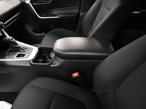 Certified 2024 Toyota RAV4 LE image 20