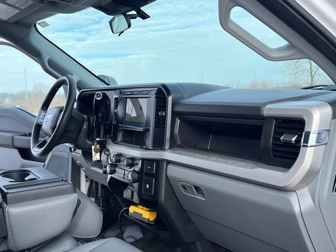 Used 2024 Ford F350 XL w/ Snow Plow Prep Package image 32