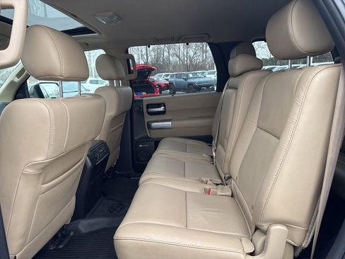Used 2019 Toyota Sequoia Limited image 13