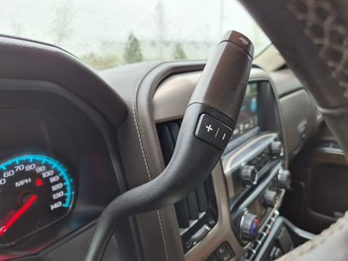 Used 2019 GMC Sierra 2500 Denali w/ Duramax Plus Package AWD/4WD image 22