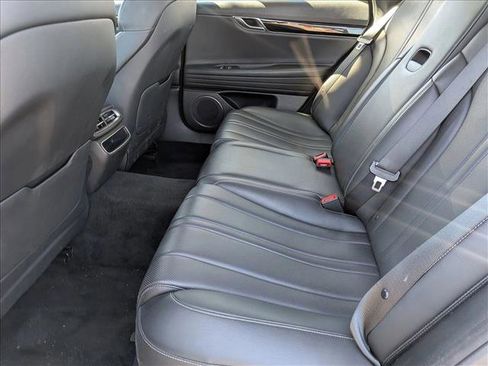 Used 2023 Genesis G80 2.5T image 18