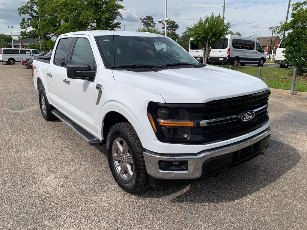 Used 2025 Ford F150 XLT w/ Equipment Group 301A Standard AWD/4WD image 1